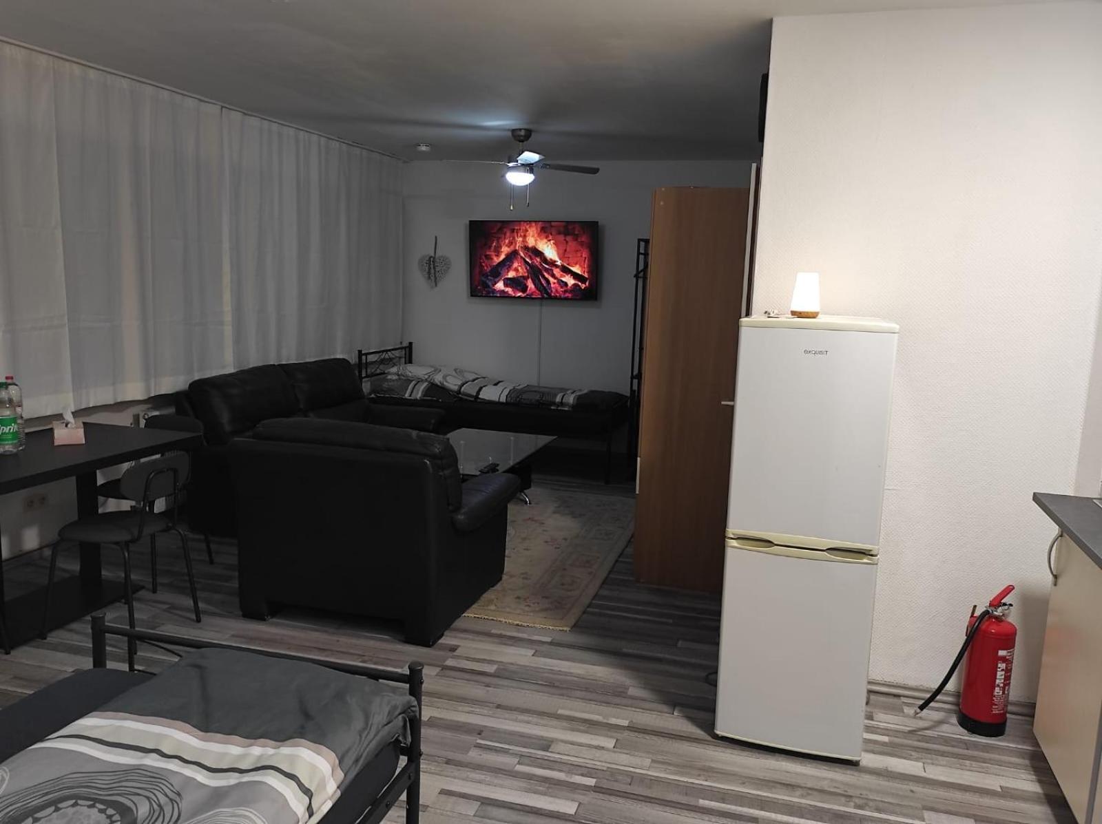 Ferienwohnung Im Zentrum Von Oberhausen Inklusive Wlan Buitenkant foto