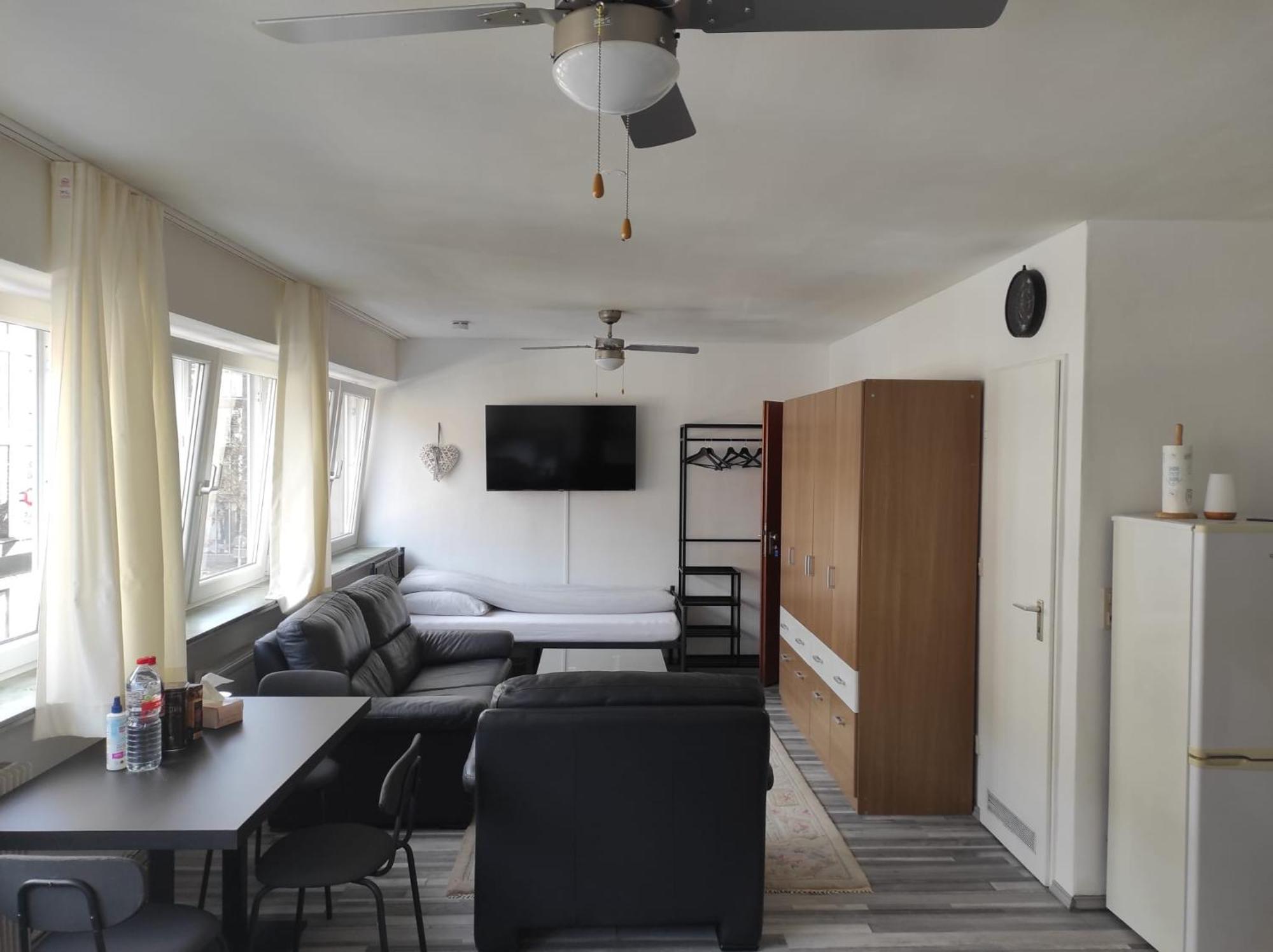 Ferienwohnung Im Zentrum Von Oberhausen Inklusive Wlan Buitenkant foto