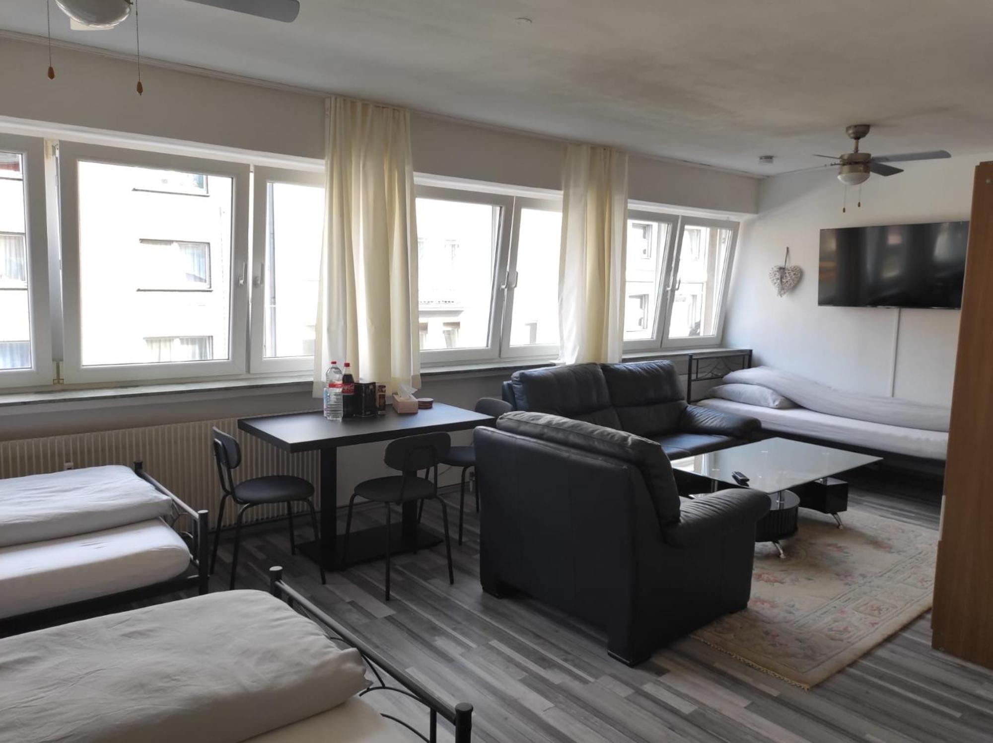 Ferienwohnung Im Zentrum Von Oberhausen Inklusive Wlan Buitenkant foto